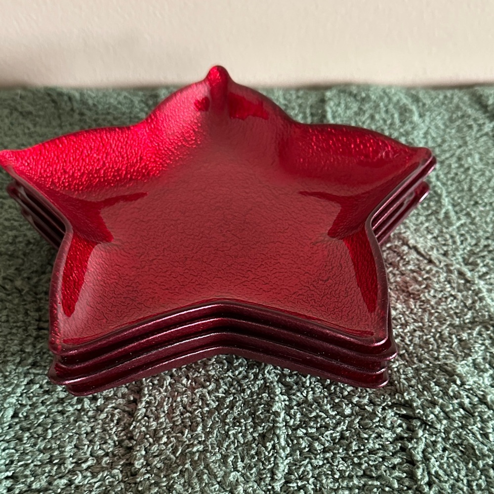 Akcam Glass Holiday Christmas Star Shaped Plates Gorgeous! NEW! - Picture 6 of 9